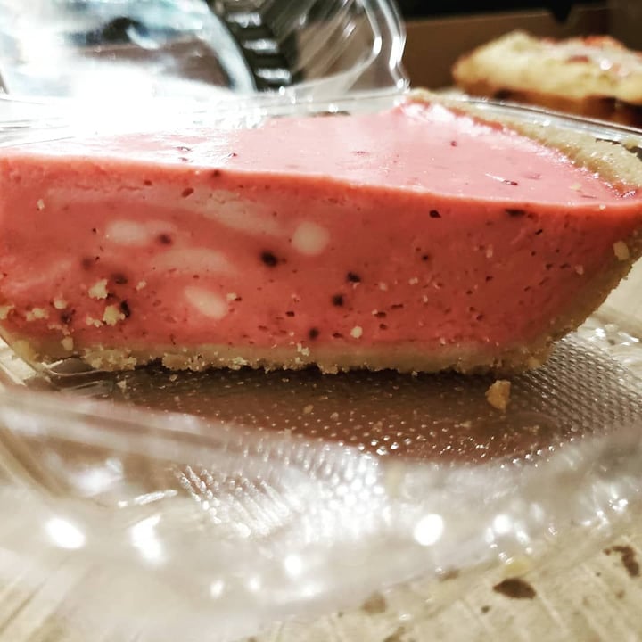 photo of Vegan Pizza Vegan pizza! Vegan cheesecake, vegan chocolate cake, vegan calzone shared by @violetfrankenstein on  12 Jun 2019 - review