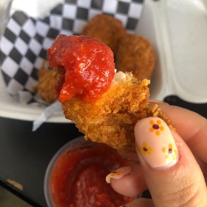 photo of Doomie's Home Cookin' Fried vegan shrimp shared by @gnargnarbinks402 on  19 Jun 2022 - review