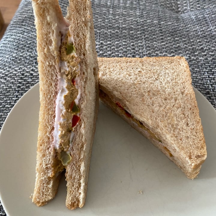 review photo of BettaF!sh Tu-nah Vegan Sandwich Classic shared by @tinioceansoul on 24 Oct 2021 - review