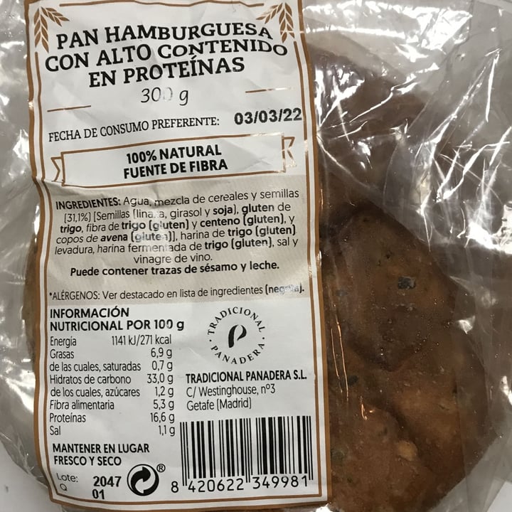 photo of Tradicional Panadera Pan hamburguesa con alto contenido en proteínas shared by @lauraspaanse on  27 Mar 2022 - review