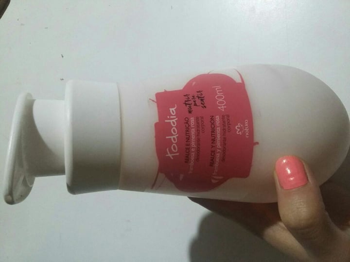 photo of Natura Desodorante Hidratante Corporal de baño con Enjuague Tododia shared by @xsxs on  18 Apr 2020 - review