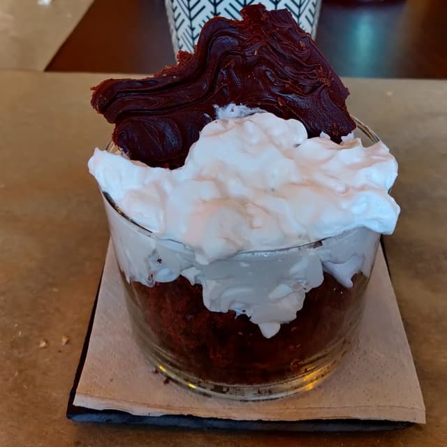 Foto del piatto “Postre de chocolate en vaso”