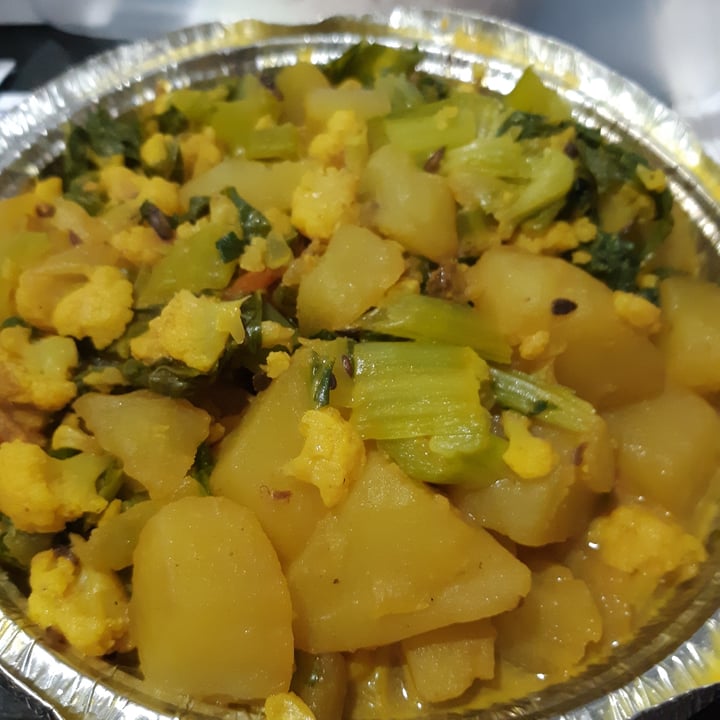 photo of Yak N Yeti Bhutanese Restaurant Sag Aloo shared by @mikerutt on  12 Jun 2020 - review