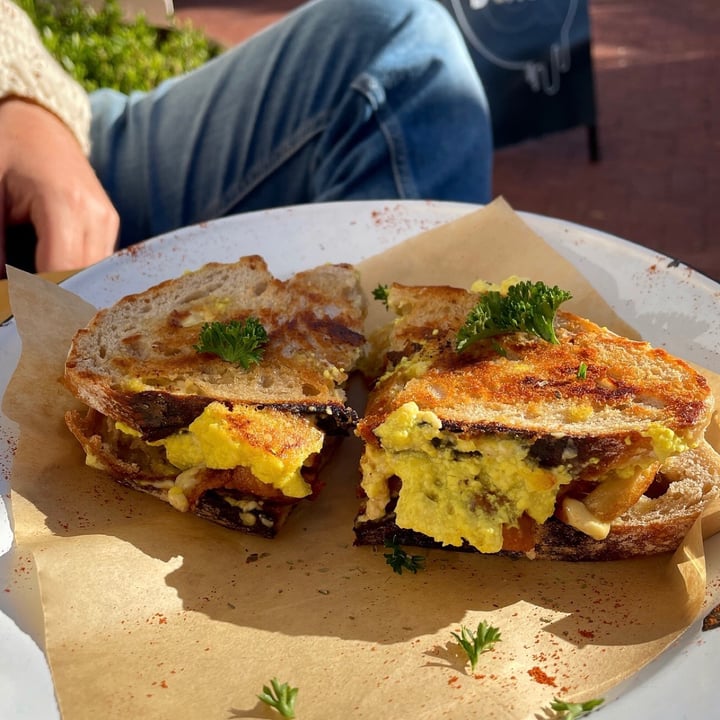 photo of Grumpy & Runt | Little Deli & Donuts Fakin' and F'egg on Sourdough shared by @capetownvegan on  16 Jul 2021 - review