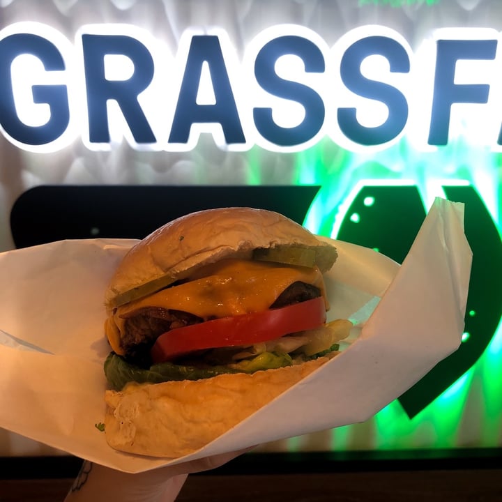 review photo of Grassfed Classic Burger shared by @laurentrani on 24 Jan 2020 - review