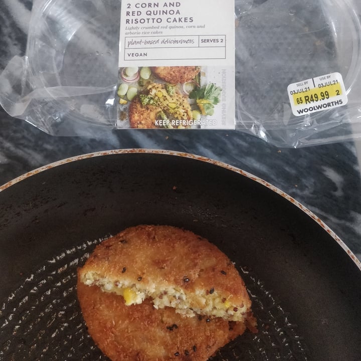 photo of Woolworths Food 2 Corn and Red Quinoa Risotto Cakes shared by @adelesalle on  18 Jul 2021 - review