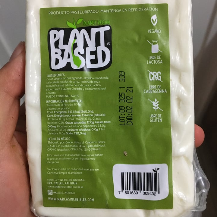 photo of Planet Vegan Plant Based Mozzarella shared by @maxovel on  06 Jan 2021 - review