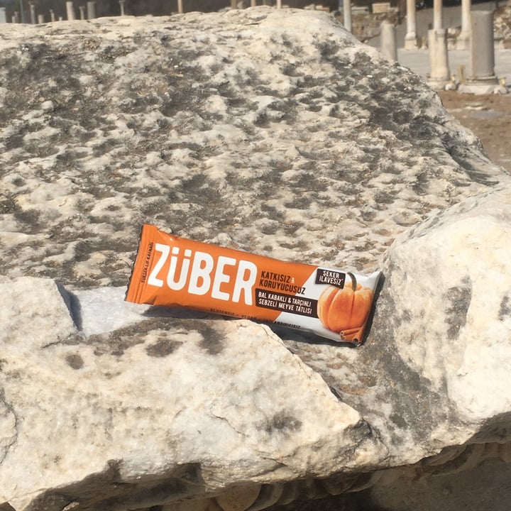 photo of Züber Pumpkin and cinnamon bar shared by @gillhibbitt on  05 Mar 2021 - review
