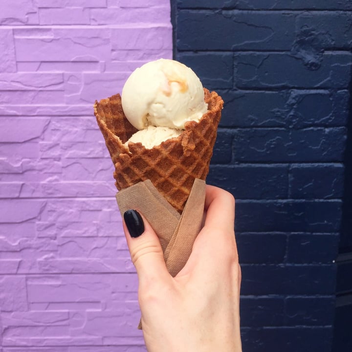 photo of Honey’s Ice Cream Atlantic Salted Caramel Ice cream shared by @desireebeaubien on  08 Aug 2021 - review