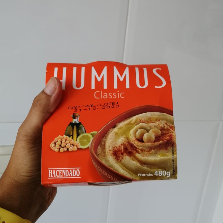 photo of Hacendado Hummus Classic shared by @marinamarquez on  10 Oct 2020 - review