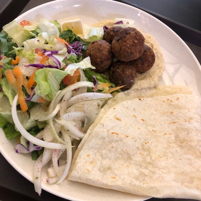 Foto del piatto “Falafel plate”