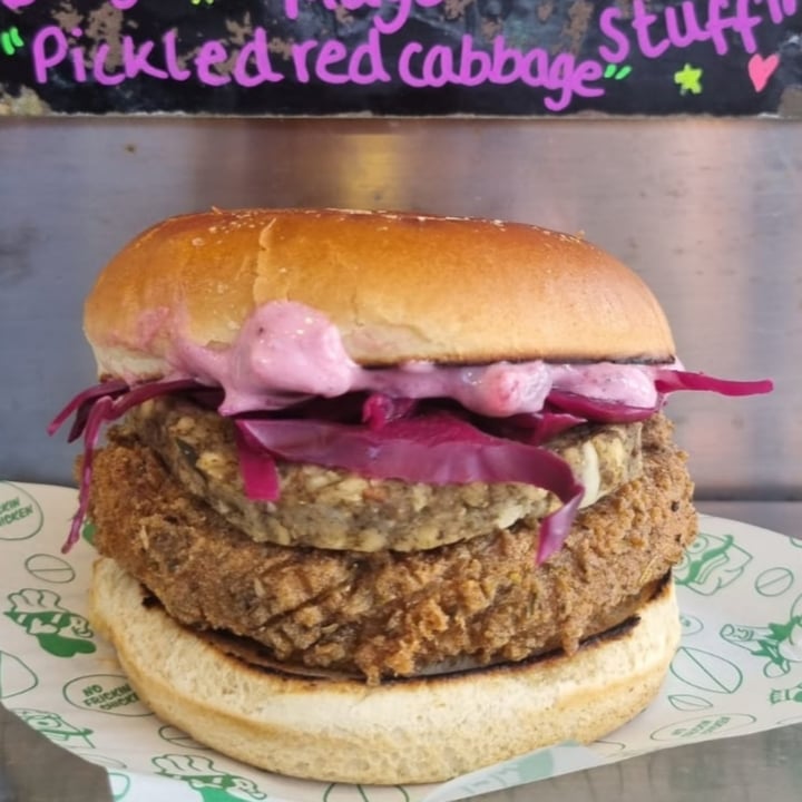 photo of No Frickin Chicken Turkee Burger shared by @aitch-jay-aitch on  28 Nov 2022 - review