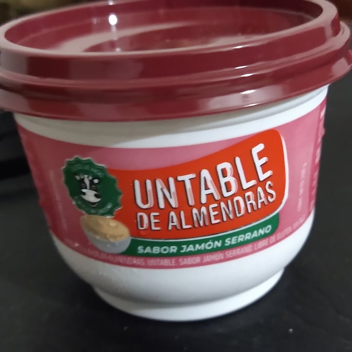 photo of Felices Las Vacas Untable de Almendras sabor Jamón Serrano shared by @gladiolacarpi on  30 Oct 2020 - review