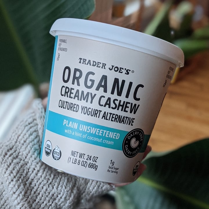 photo of Trader Joe's Organic creamy cashew yogurt unsweetened shared by @iszy on  04 Mar 2022 - review