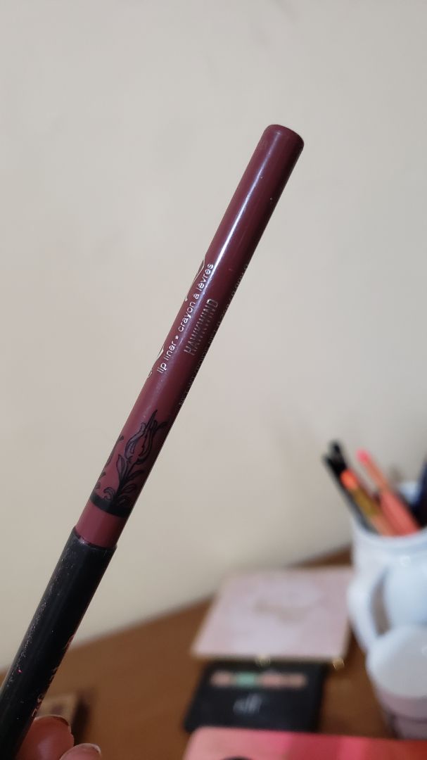 photo of KVD Beauty Everlasting Lip Linner Lolita shared by @blankapola on  21 Feb 2020 - review