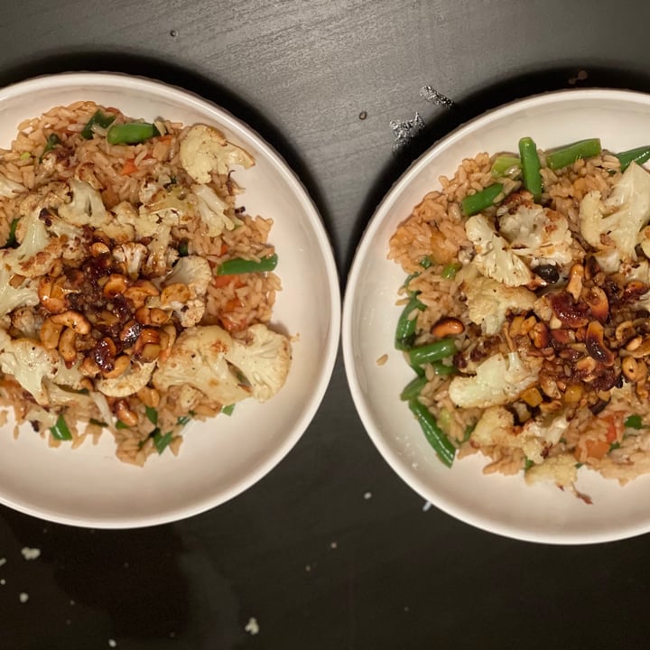 photo of Purple Carrot Tamarind Cauliflower with Gingered Fried Rice and Cashews shared by @emilystrong221 on  11 Mar 2021 - review