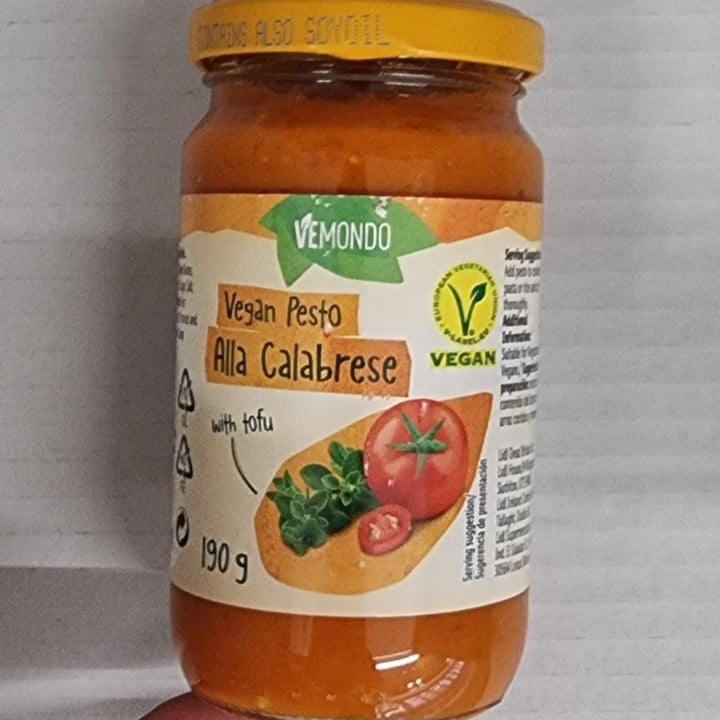 photo of Vemondo Pesto calabrese shared by @mariencd on  18 Sep 2022 - review