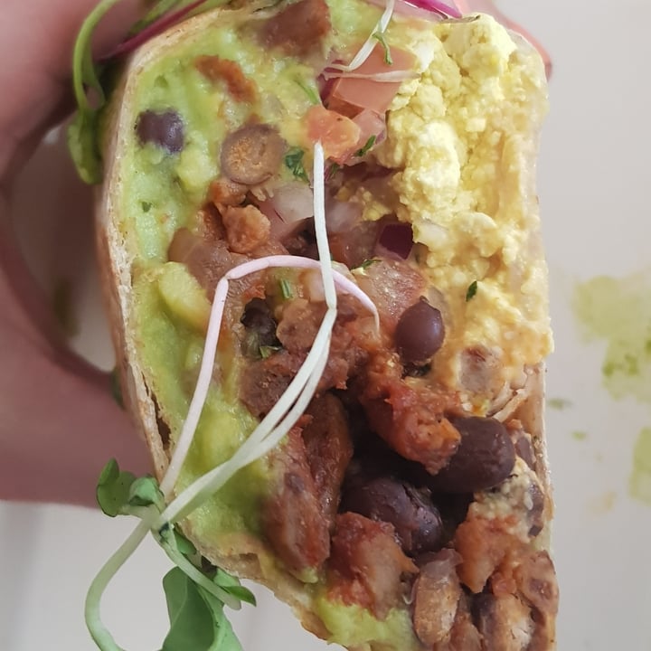 photo of Kaylee's Eatery Breakfast Burrito shared by @lkapelari on  04 Sep 2021 - review