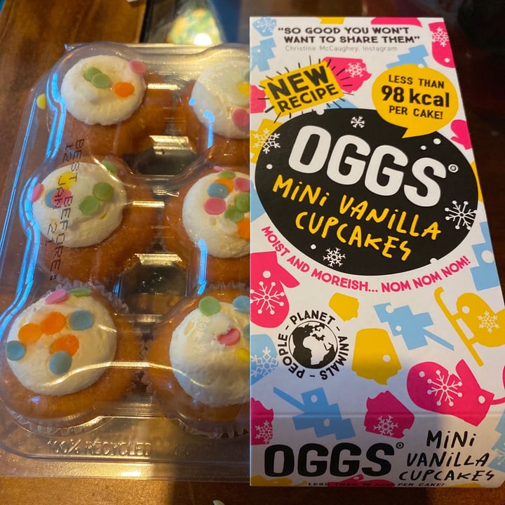 photo of OGGS Vanilla Cupcakes shared by @aliciavev on  05 Jan 2021 - review