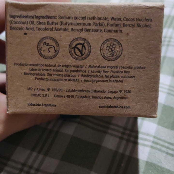 photo of Sentida Botánica Shampoo sólido cabello equilibrado shared by @pvilches on  16 Oct 2021 - review