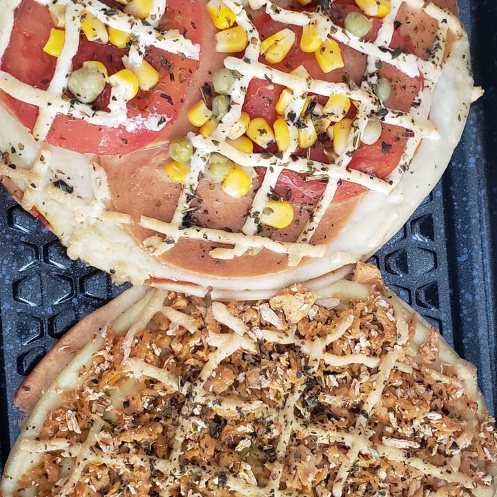 review photo of Venne Vegan Pizza shared by @custodiolivia on 12 Jul 2021 - review