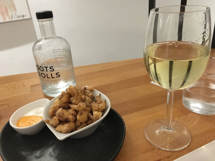photo of Roots & Rolls Popcorn Cauliflower shared by @asiayportia on  24 Oct 2020 - review