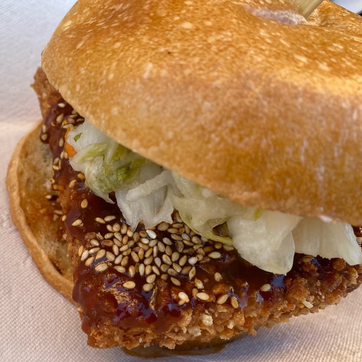 photo of The Dutch Door Korean Fried Tempeh Sandwich shared by @veganpetite on  25 Sep 2022 - review