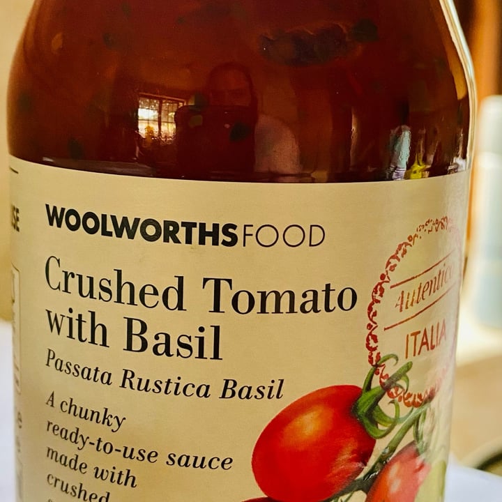 photo of Woolworths Food Crushed Tomato with Basil shared by @andrew309 on  22 Feb 2022 - review