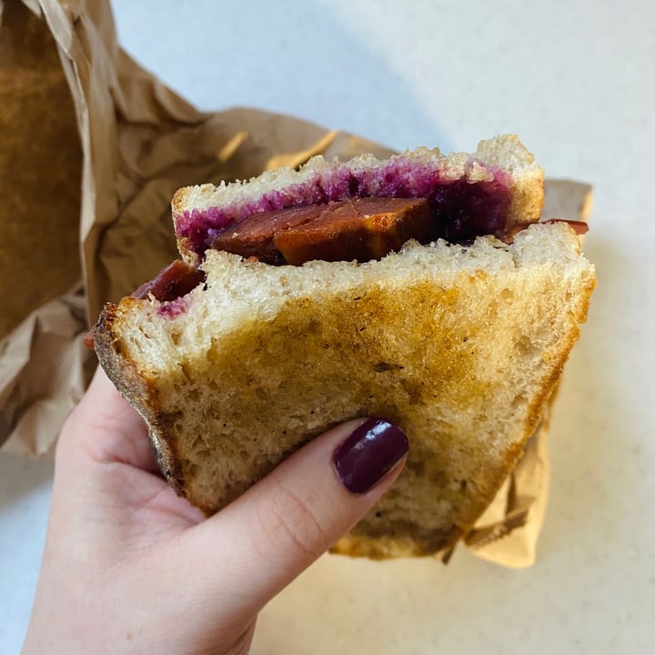 photo of Orkney Street Food - Beiting & Brew Vegan Bacon Sandwich shared by @hmainpolly on  15 Oct 2020 - review