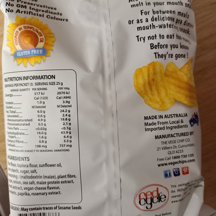 review photo of Vege Rice Crackers Tasty Cheese Flavour shared by @plantbasedlans on 03 Jul 2020 - review