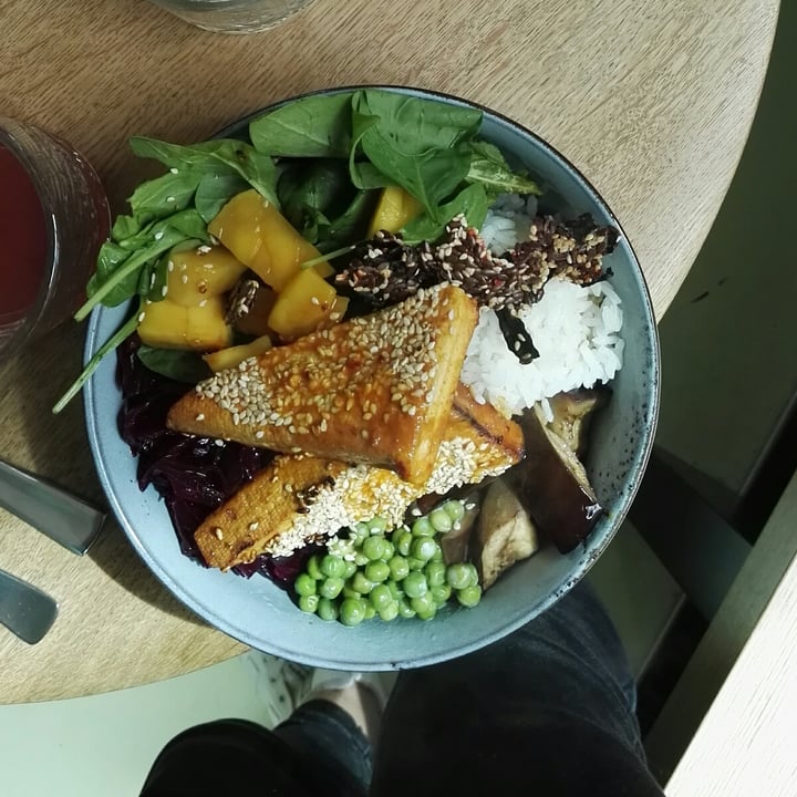 review photo of Nude Food Asian bowl shared by @tofubabe on 09 Jun 2020 - review
