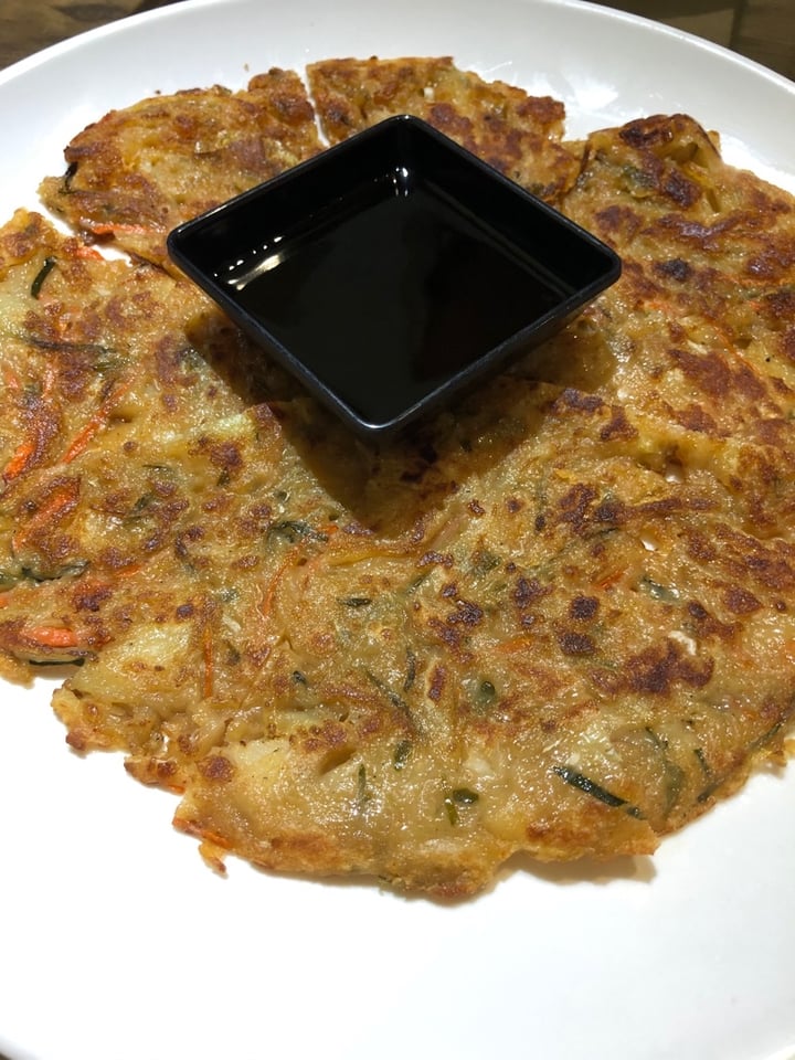 photo of The Boneless Kitchen Yachae Jeon (Vegetable Pancake) shared by @hehehehe on  07 Mar 2020 - review