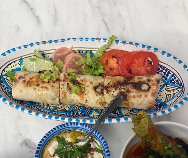 photo of Fairouz Sandwich Shawerma shared by @lum0s on  12 Apr 2022 - review