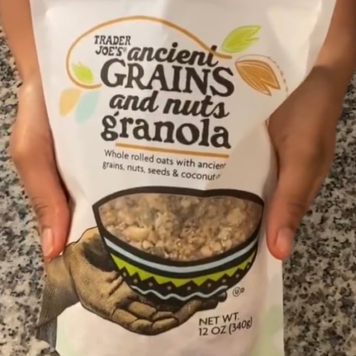 photo of Trader Joe's Ancient Grains and Nuts Granola shared by @manuelaw on  29 Sep 2021 - review
