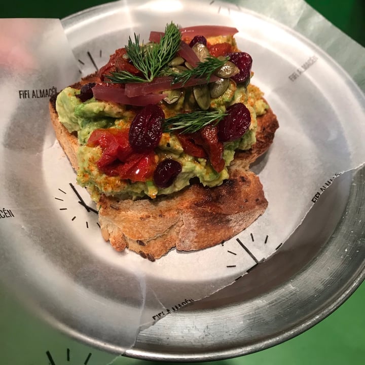photo of Fifi Almacén Avo Toast shared by @juliprisma on  18 Aug 2021 - review