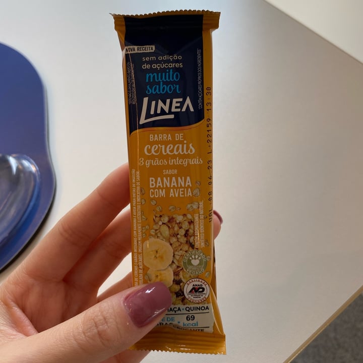 review photo of Linea Barra de cereais 3 grãos integrais sabor banana com aveia shared by @tauanemelo on 16 Sep 2022 - review