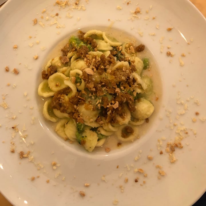 photo of Cavò Bistrot Orecchiette Con Broccoli, Beyond Sausage E Crena Di Formaggio Affumicato Vegan shared by @xoxoisa on  14 Mar 2022 - review