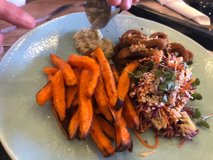 photo of Bamboo Plant Power - Plant Based Vegan Restaurant Calamari & Slaw shared by @ethanmyers on  03 Jan 2020 - review