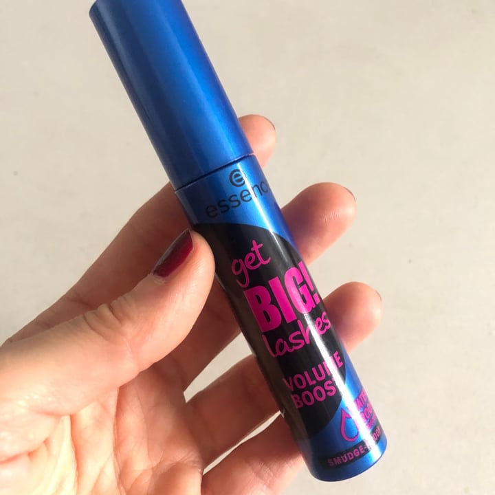 photo of Essence Cosmetics Mascara Get Big Lashes shared by @3hlover on  21 Mar 2022 - review