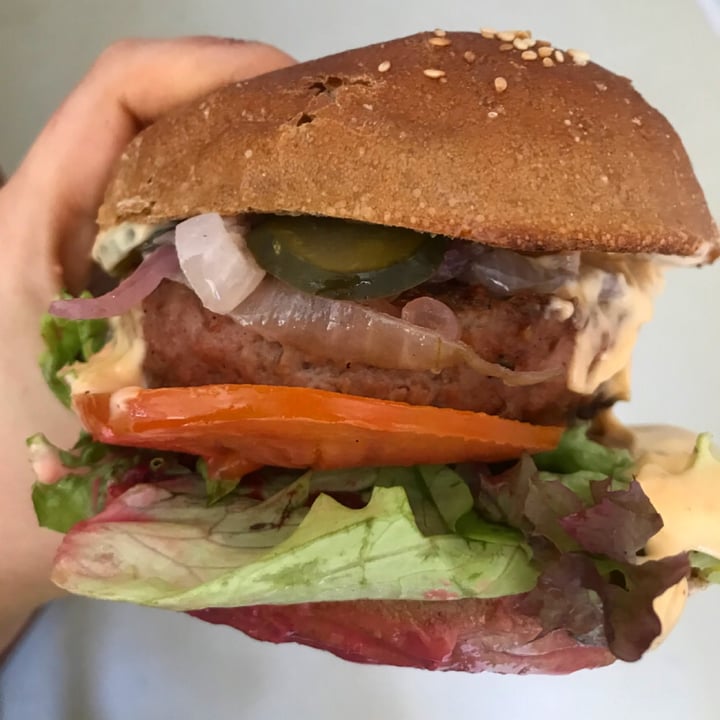photo of Lexi's Healthy Eatery Beyond Burger shared by @meggiesveggies on  24 Aug 2020 - review