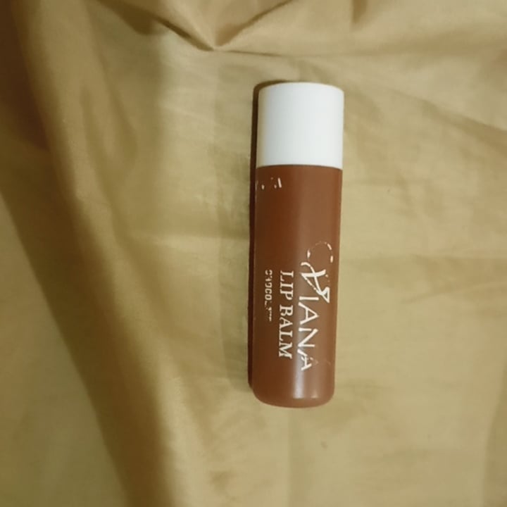 review photo of viana cosmetics lip balm shared by @uviniperera on 15 Jul 2021 - review