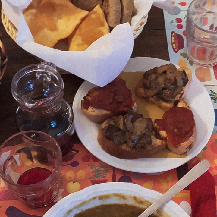 review photo of Dozza's tavern Zuppa di Lenticchie shared by @saravalle on 27 Feb 2022 - review