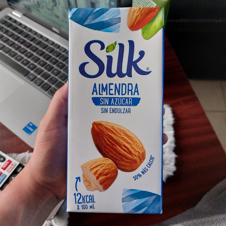 photo of Silk Almendra Sin Azúar 50% Más Calicio shared by @raul10 on  05 Nov 2021 - review