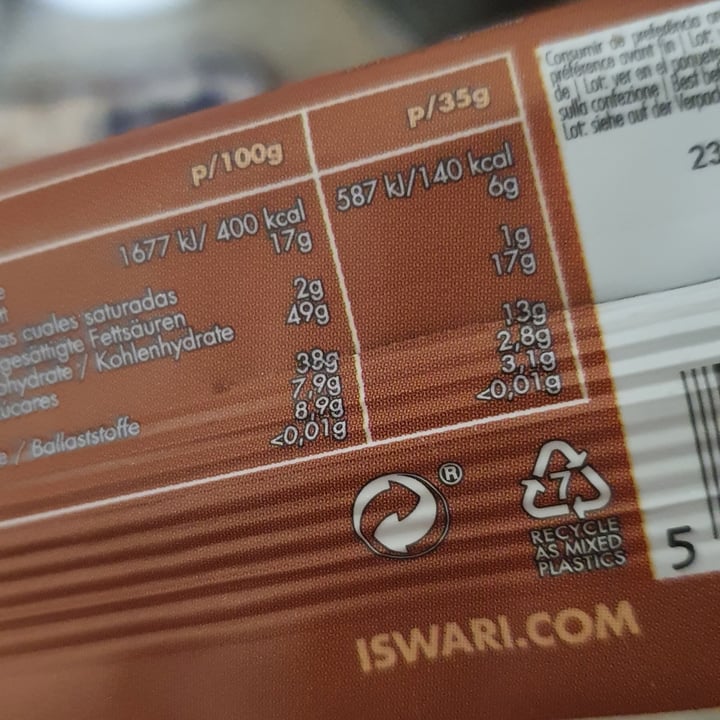 review photo of Iswari barretta maca vanilla shared by @erikaciardiello12 on 21 May 2022 - review