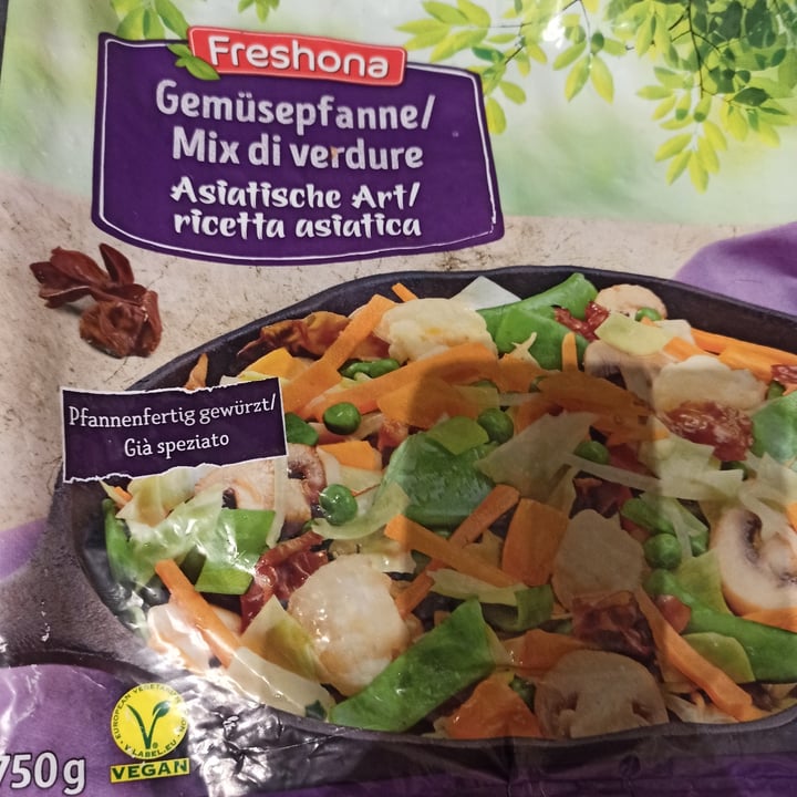 photo of Freshona Mix di verdure ricetta Asiatica shared by @metalcricia on  28 Sep 2022 - review