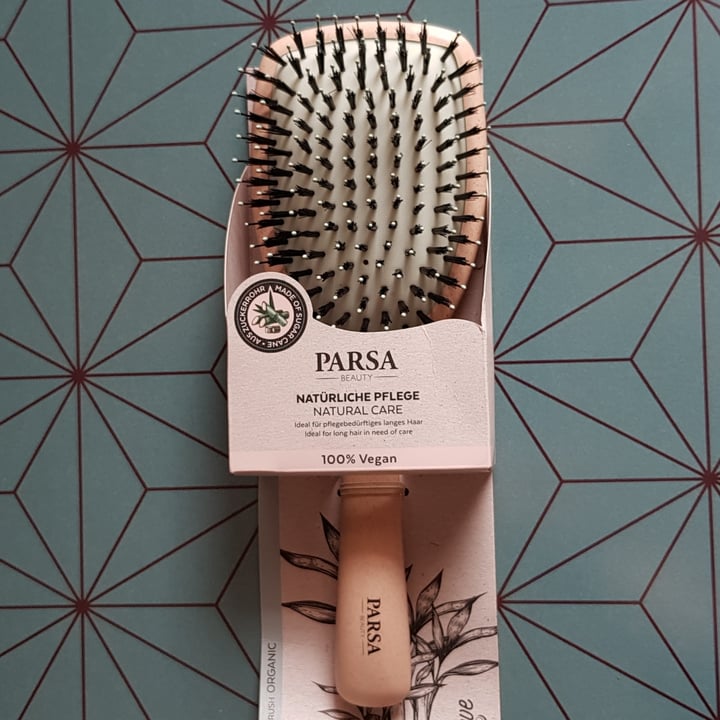 photo of Parsa Beauty Spazzola Canna Da Zucchero shared by @zampalgot on  31 Aug 2022 - review