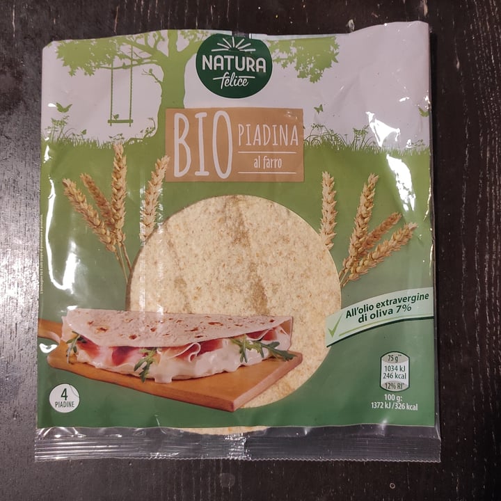 review photo of Natura Felice Bio Piadina Al Farro shared by @wingsforwords on 18 Jan 2022 - review