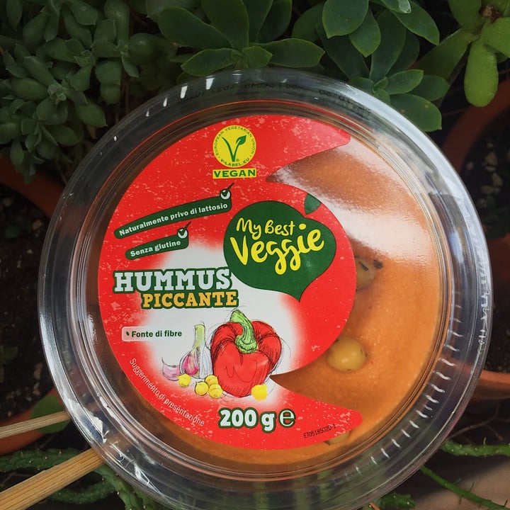 photo of My Best Veggie Hummus Piccante shared by @vegali99 on  22 Oct 2020 - review