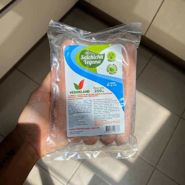 photo of Veggieland Salchichas Veganas shared by @camifernandez on  24 Nov 2020 - review