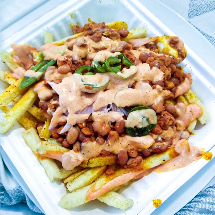 photo of Fat Vegan Papanachos shared by @veganosrecomiendo on  30 Oct 2020 - review
